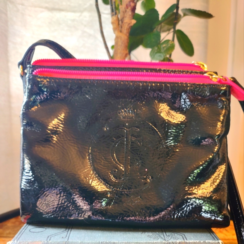 ☀️Juicy Couture Crossbody